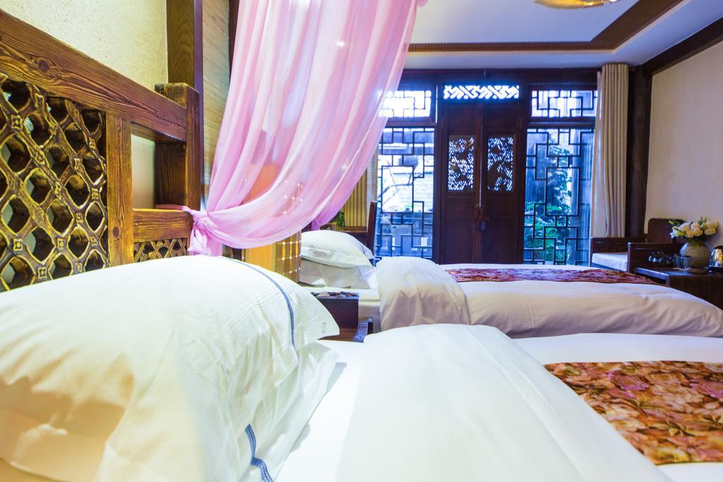 Lijiang Yuntian Palace Hotel מראה חיצוני תמונה