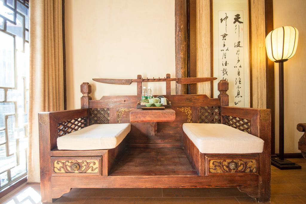 Lijiang Yuntian Palace Hotel מראה חיצוני תמונה